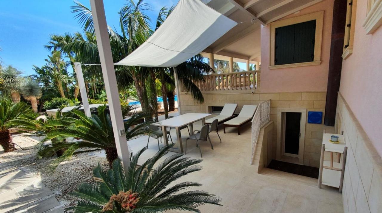 סירקוזה Villa Bismarkia מראה חיצוני תמונה